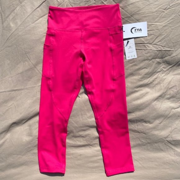 Party Pink Pocket Light n Tight Hi-Rise Capri 20" - Picture 1 of 3